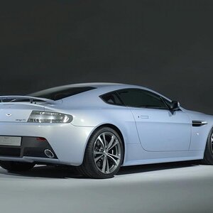 Aston Martin V12 Vantage Rear