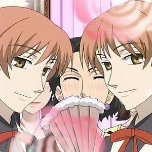kaoru(left) and hikaru(right)