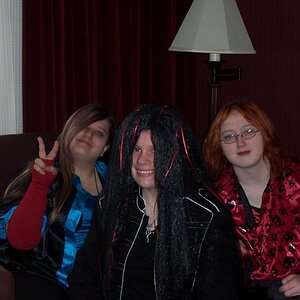 From left to right:  Christina, me, and Kristus!  ^^
