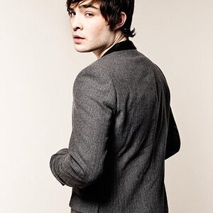 ed westwick large