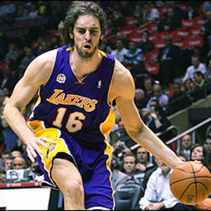 Pau Gasol of the Los Angeles Lakers
