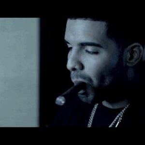 Drake smoke cigar