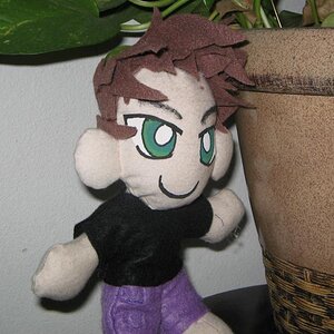 It be Green, hiding from his fan girls.