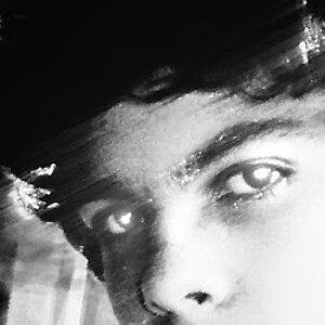 Like my eyes? Guess the color ;)